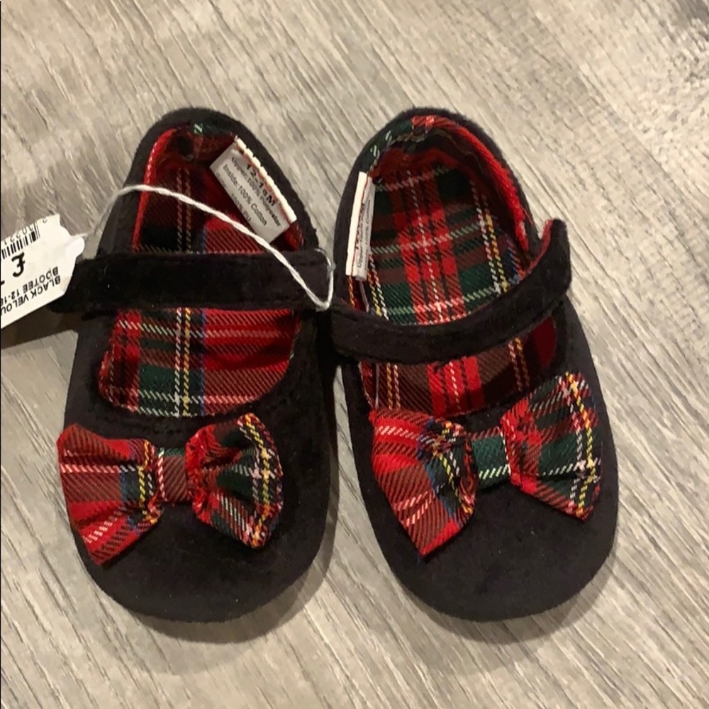 Holiday baby shoes